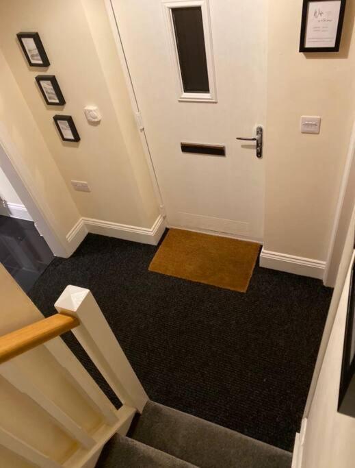 No25-Luxe Living Guest House- 2 Bed-Wifi-Free Parking-City- Beach Swansea Eksteriør bilde